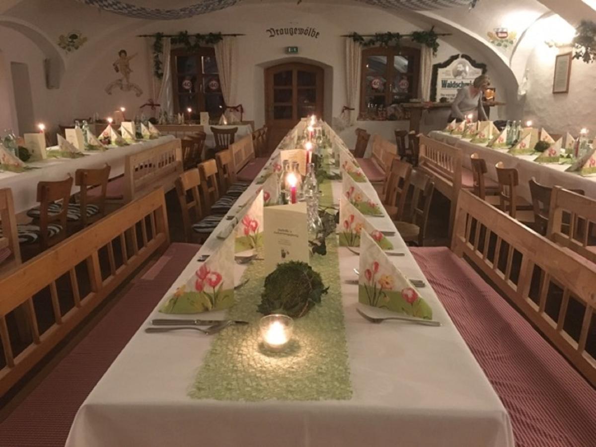 Brauereigasthof Zur Post Eschlkam Exterior foto